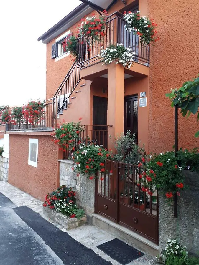 App Mario Funtana Apartment