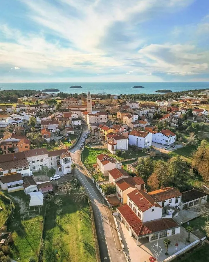 App Mario Funtana Apartment Croatia